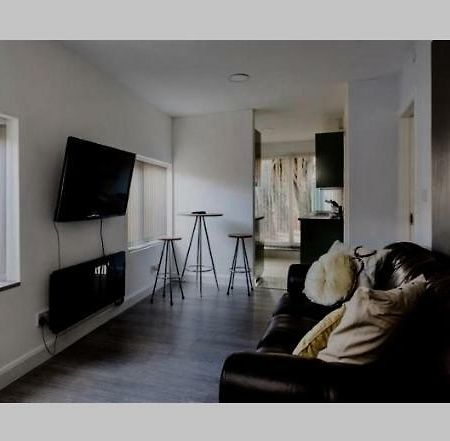 Treetops Flat3 Hall Green B28 برمنغهام المظهر الخارجي الصورة